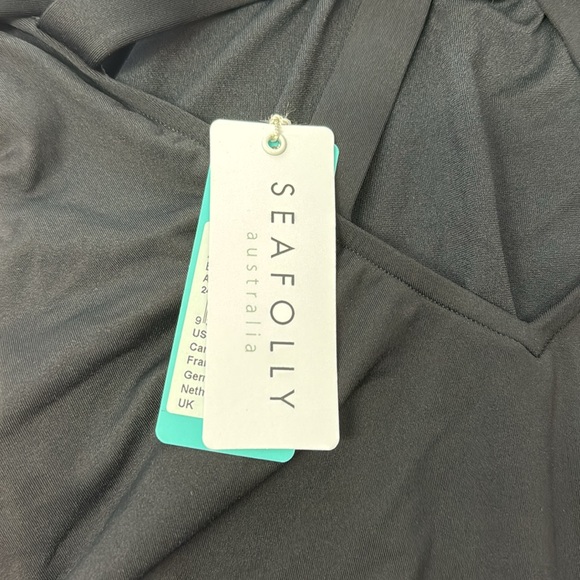 Seafolly Women's Active Deep V Plunge Maillot One Piece Swimsuit size 12 black - Picture 4 of 5